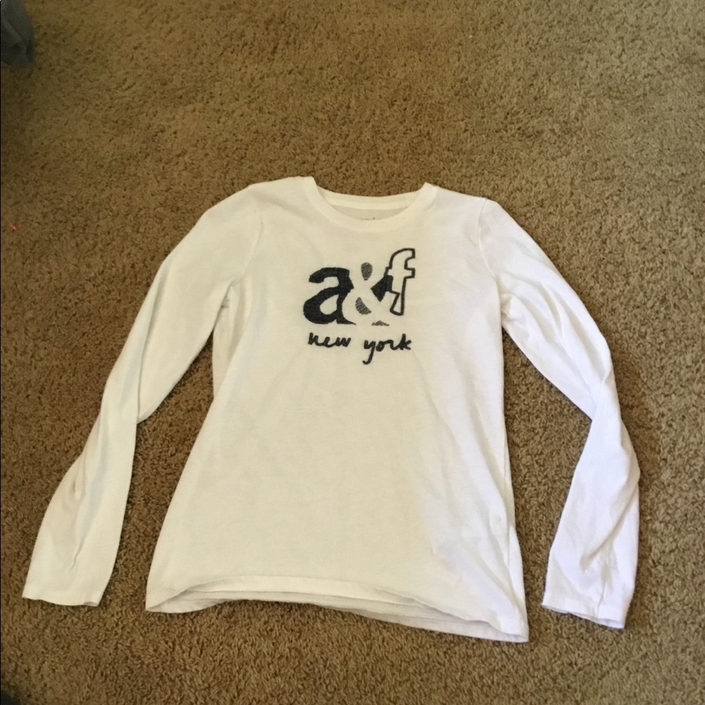 White Abercrombie girls long sleeve shirt